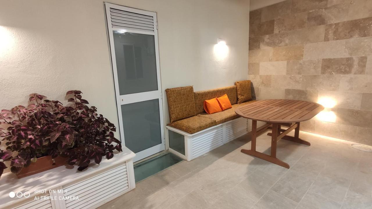 Aquamarine Sea Front Apartments - Elevated Ground Floor With Balcony And Yard Marsaskala Buitenkant foto